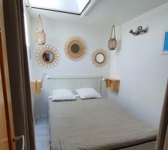 Double bed room - House rental Giens